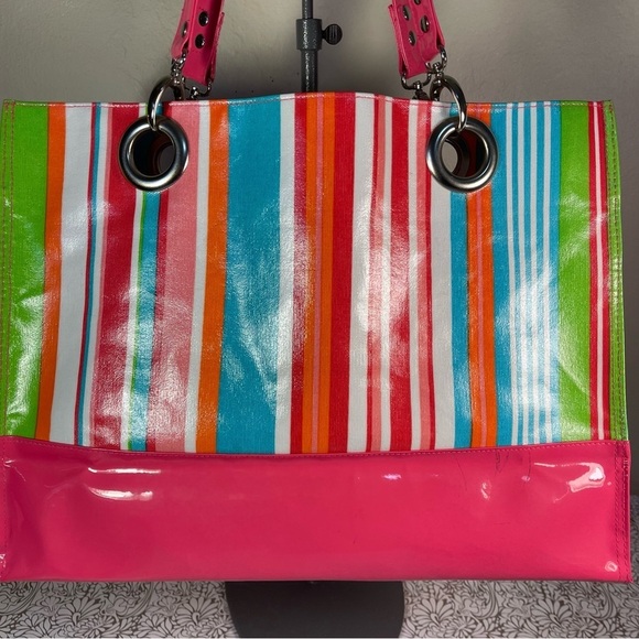 TWO'S Company Large PVC Beach Bag - Picture 2 of 14